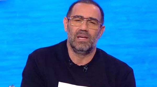 Ράδιο Αρβύλα: Το σχόλιο για τη δολοφονία της 20χρονης Καρολάιν – «Τα ζώα σκότωσαν μητέρα δίπλα στο μωρό της»