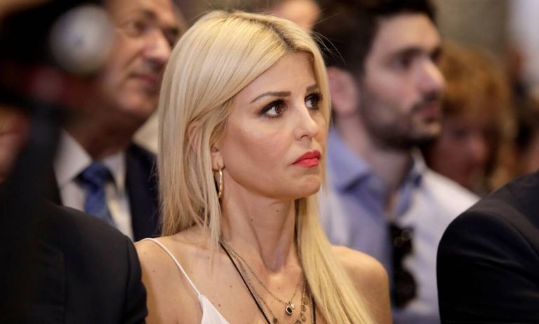 Έλενα Ράπτη: Η πρώτη εμφάνισή της μετά την είδηση του χωρισμού