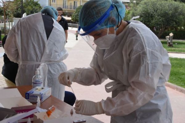 ΕΟΔΥ: Πού θα γίνονται σήμερα δωρεάν rapid test