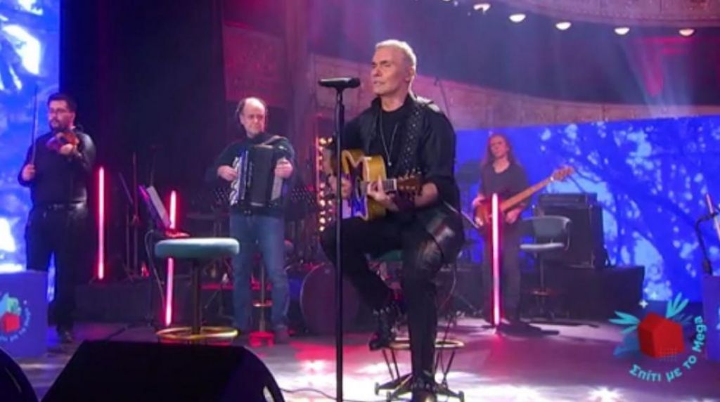 Σπίτι με το MEGA: «Σμαράγδια και ρουμπίνια» αλλά και «Μια φωτιά στην άμμο» από τον Στέλιο Ρόκκο