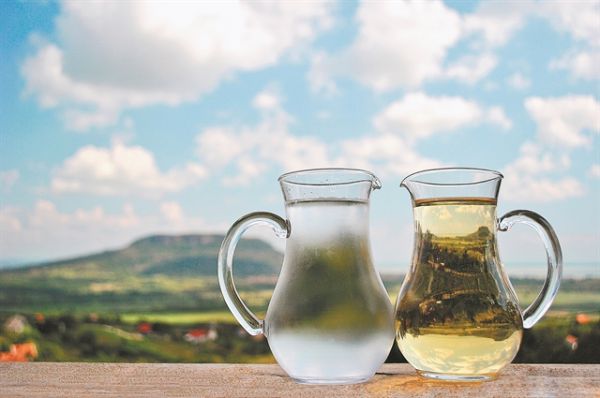 Νερό στο κρασί μας