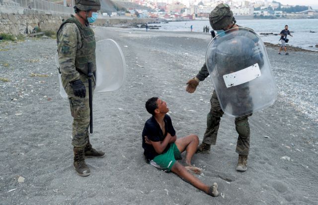 Ισπανία: Εβδομήντα μετανάστες κατάφεραν να εισέλθουν από το Μαρόκο στη Μελίγια