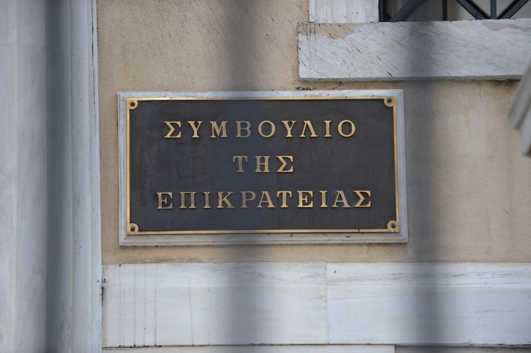 Βόμβα ΣτΕ: Αποζημίωση από το Δημόσιο για παρενέργειες ή θάνατο από εμβόλια