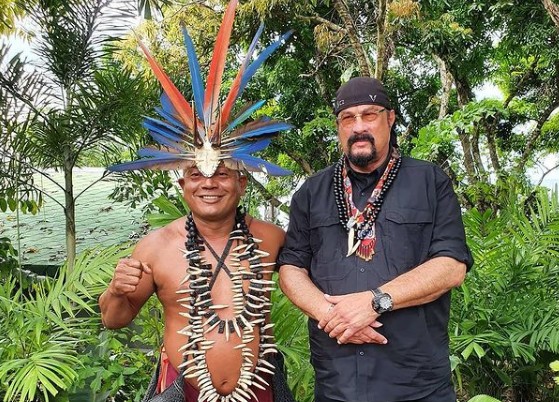 Στίβεν Σιγκάλ: Από τις ταινίες δράσης σε ρωσικό… κόμμα που υποστηρίζει τον Πούτιν