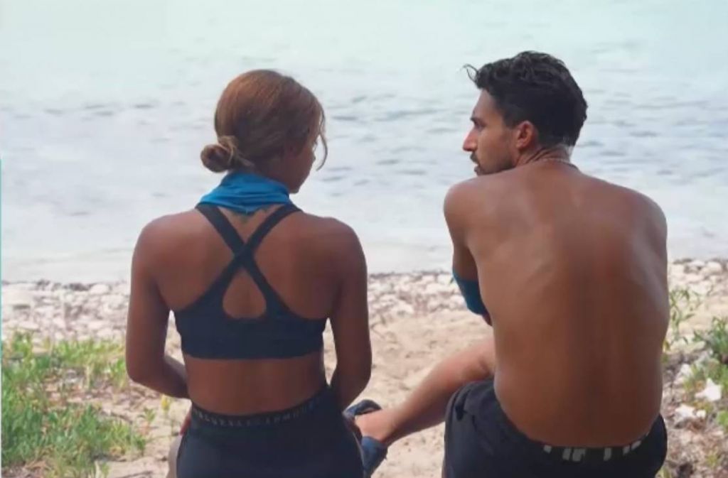 Survivor: «Η οικογένεια του Σάκη δεν ασχολείται καθόλου με τη σχέση του με τη Μαριαλένα»