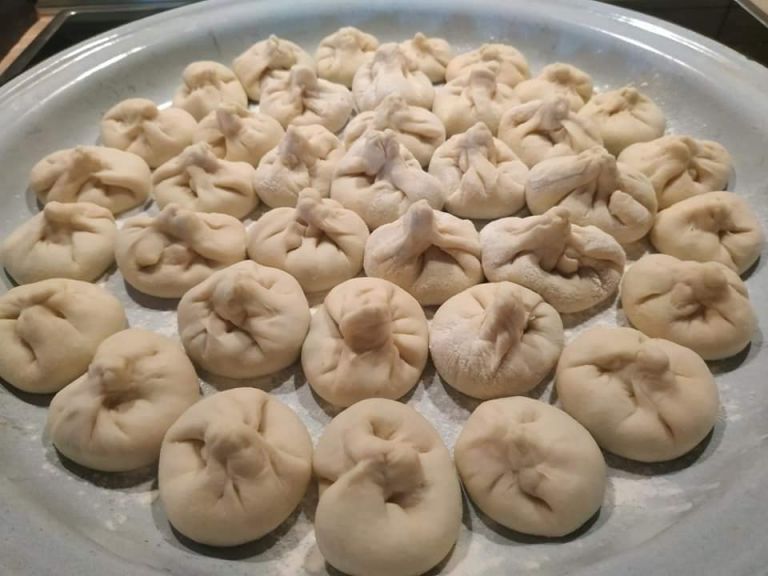 Δοκιμάστε την σπεσιαλιτέ της Τάμτα: Γεωργιανά χινκάλι