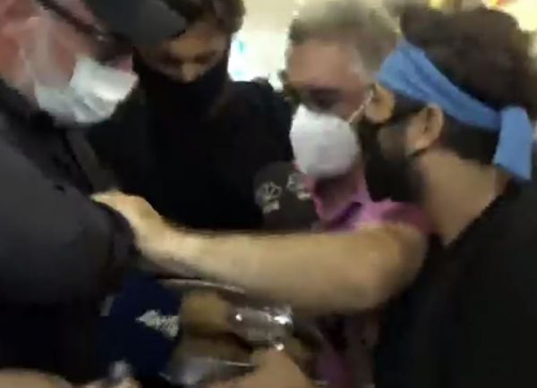 Νίκος Μπάρτζης: Επιστροφή στην Ελλάδα με… ένα ταψί μπιφτέκια