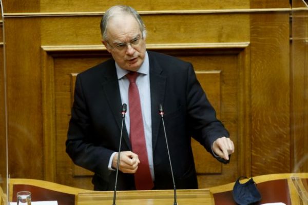 Τασούλας προς ΣΥΡΙΖΑ: Μια ετήσια σύμβαση στη Βουλή δεν είναι «γιουρούσι»