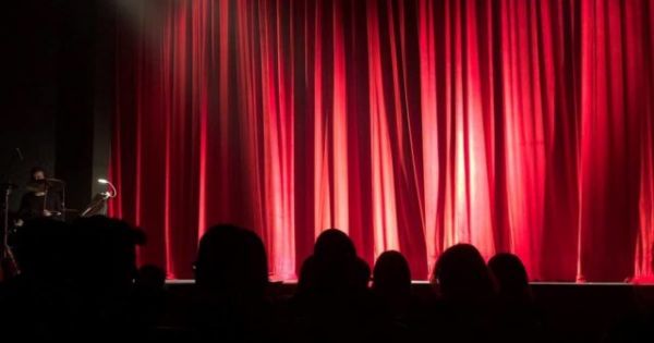Ακόμα ένας γνωστός ηθοποιός καλείται ως ύποπτος για βιασμό