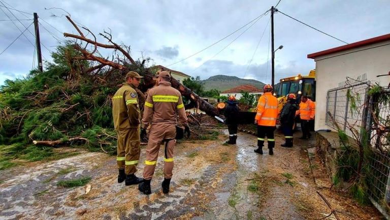 Μυτίληνη: Μεγάλες ζημίες από το «χτύπημα» υδροστρόβιλου
