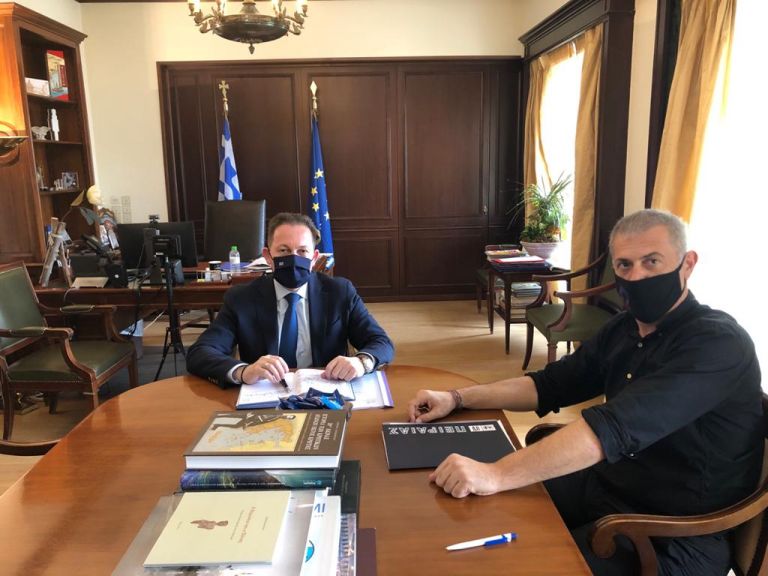 Συνάντηση Πέτσα – Μώραλη για το πρόγραμμα «Αντώνης Τρίτσης»