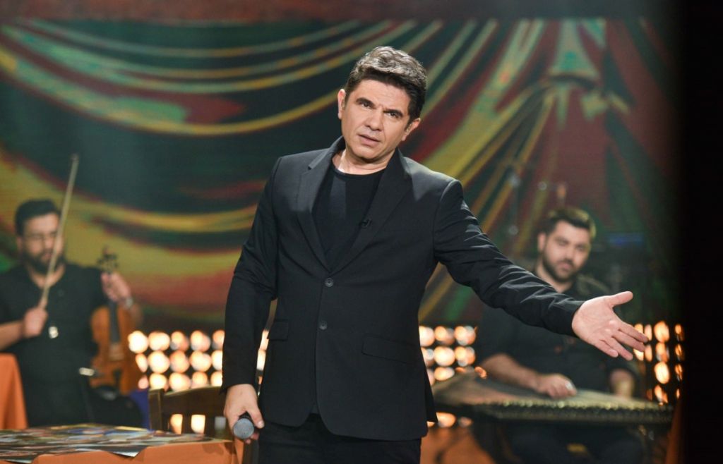 Πάσχα με το MEGA και τον Νίκο Κουρκούλη – Δείτε πρώτοι δύο μουσικά αποσπάσματα