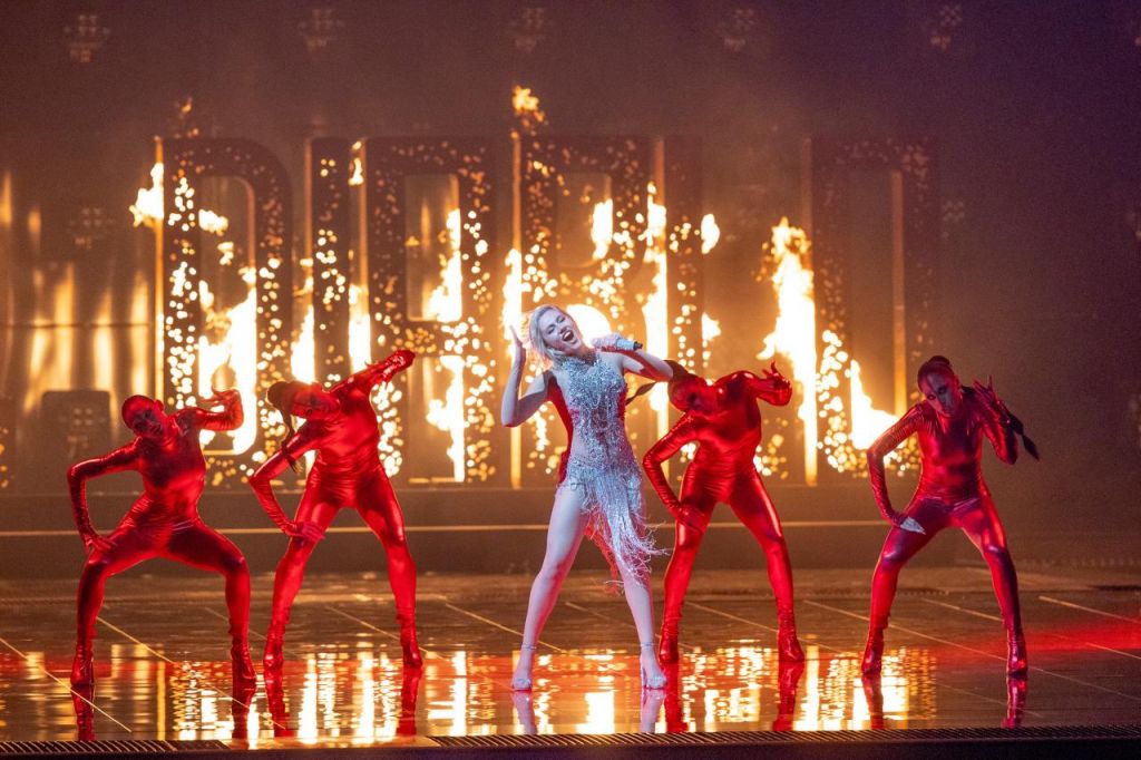 Eurovision 2021: Η Έλενα Τσαγκρινού έβαλε «φωτιά» στη σκηνή με το El diablo