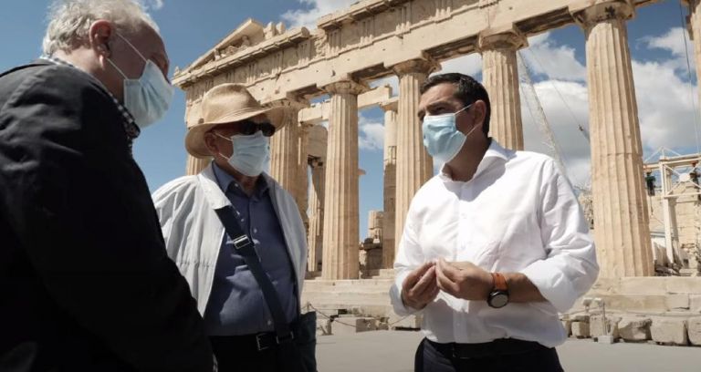Τσίπρας στην Ακρόπολη: «Σταματήστε να κακοποιείτε την πολιτιστική μας κληρονομιά»