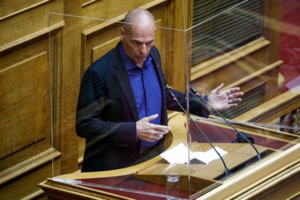 Βαρουφάκης: Εκλογικές περιφέρειες εξωτερικού και ισοτιμία της ψήφου των αποδήμων