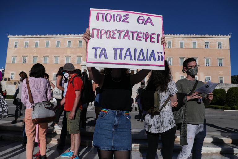 ΣΥΡΙΖΑ: Η κυβέρνηση απέκρυψε παρέμβαση ΟΗΕ για την συνεπιμέλεια