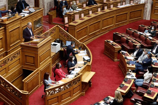 ΝΔ: Ο πρωθυπουργός σέβεται τη Βουλή - Οι «αριθμοί» διαψεύδουν τον Τσίπρα