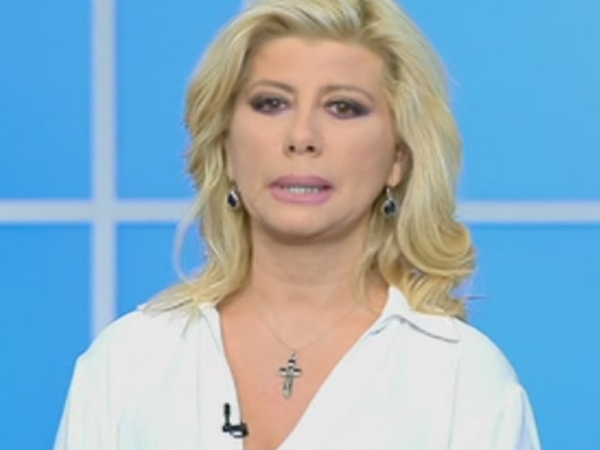 Βουρκωμένη η Κουτσελίνη για τον Καραϊβάζ: «Γελούσαμε μαζί πριν τον δολοφονήσουν»