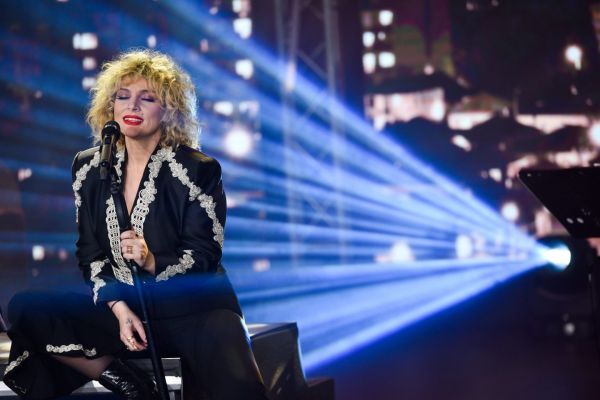 «Σπίτι με το MEGA»: Δείτε πρώτοι μουσικό απόσπασμα από την βραδιά με την Ελεωνόρα Ζουγανέλη