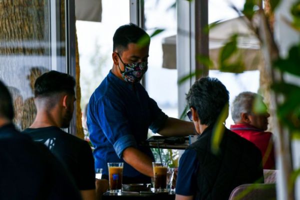 Εστίαση: Εν αναμονή της ανάσας των 330 εκατ. ευρώ