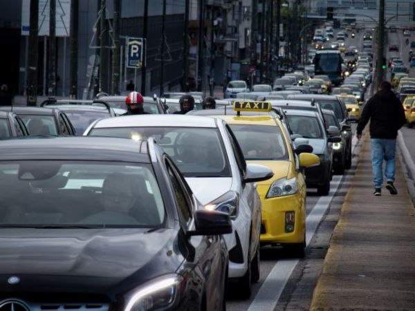 Τέλη κυκλοφορίας με τον μήνα: Όλα όσα πρέπει να γνωρίζουμε