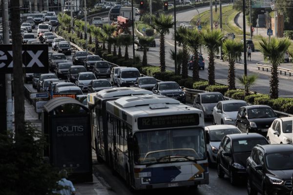 Κοροναϊός: Πού εντοπίζονται τα 1.585 κρούσματα – Δείτε αναλυτικά τον χάρτη της διασποράς