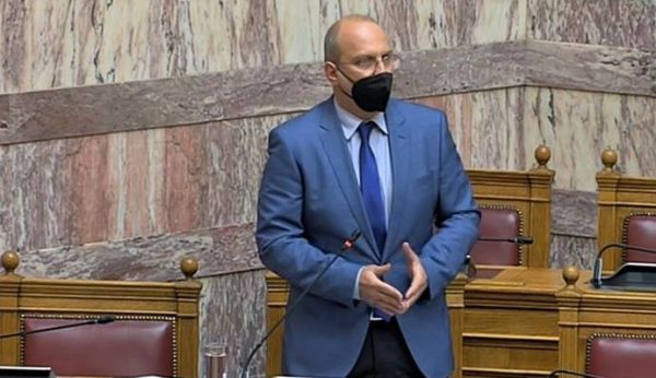 Διαβεβαιώσεις Οικονόμου για αποζημιώσεις των αγροτών της Πέλλας