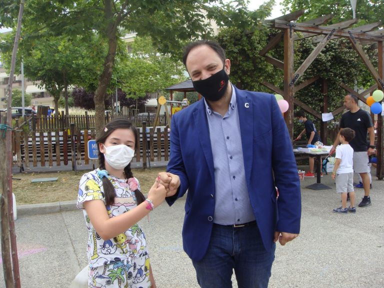 Καλαμαριά: Πάρκο γεμίζει χρώματα μετά από επιστολή 9χρονης