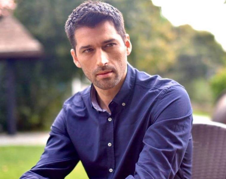 Αλέξης Παππάς: Η καριέρα στην πολιτική πριν το Survivor