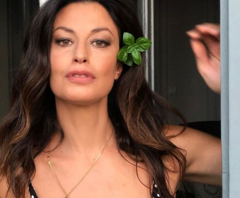 Δωροθέα Μερκούρη: Ιταλική φινέτσα στο σπίτι της στην Πλάκα