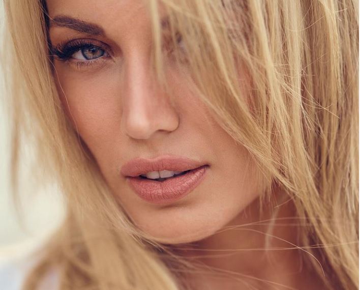 Κωνσταντίνα Σπυροπούλου: Πιο ανανεωμένη από ποτέ και έτοιμη για τηλεοπτικό comeback