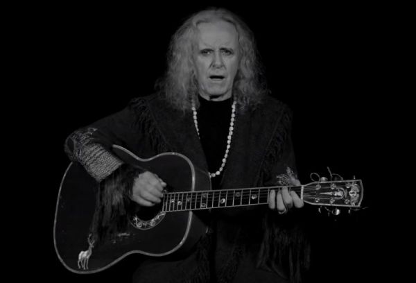 Ντέιβιντ Λιντς: Σκηνοθετεί το νέο βιντεοκλίπ του Donovan