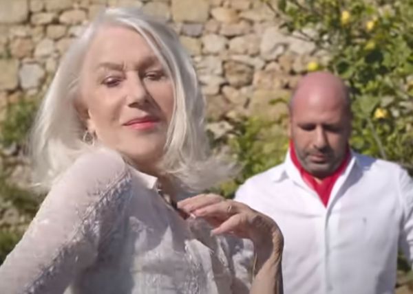 La Vacinada: Το viral βίντεο με την Έλεν Μίρεν να προωθεί το εμβόλιο κατά του κοροναϊού