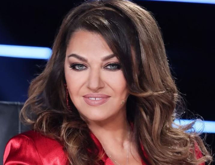 Καίτη Γαρμπή: Η απίθανη τούρτα που έσβησε για τα γενέθλιά της