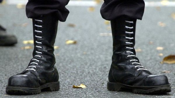 Σερβία: Η πανδημία του κοροναϊού ενισχύει την έξαρση του ακροδεξιού εξτρεμισμού