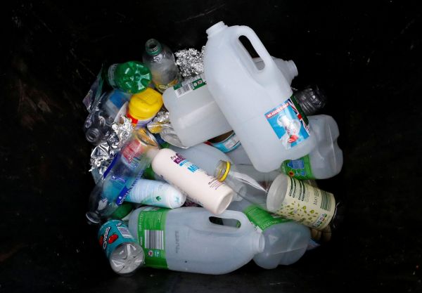 Πέντε κάδους για ανακύκλωση προβλέπει νομοσχέδιο του υπουργείου Περιβάλλοντος