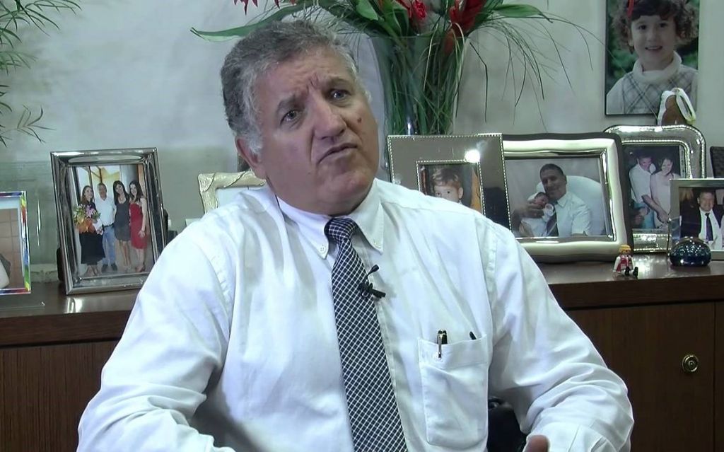 Κώστας Πάντος: Τι απαντά για το σποτ του συνεδρίου γονιμότητας