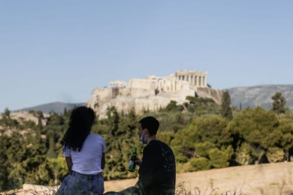 Κοροναϊός: Στην Αττική τα μισά κρούσματα της χώρας- Δείτε την κατανομή