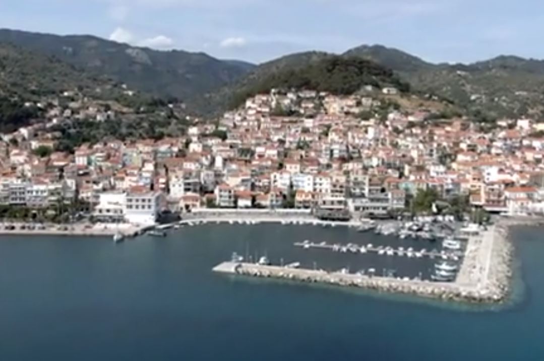 Το «Λεσβιακό Καλοκαίρι» διαφημίζει την Μυτιλήνη