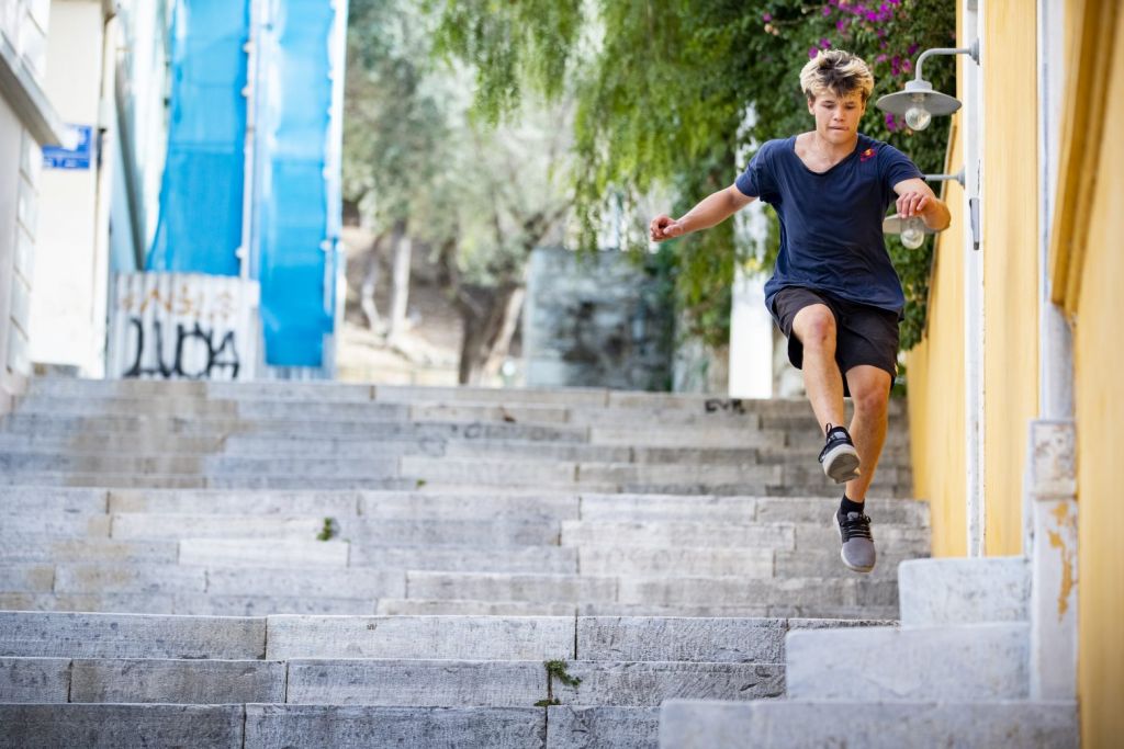«Red Bull Art of Motion»: Ο μεγαλύτερος αγώνας freerunning ζωντανά στο MEGA