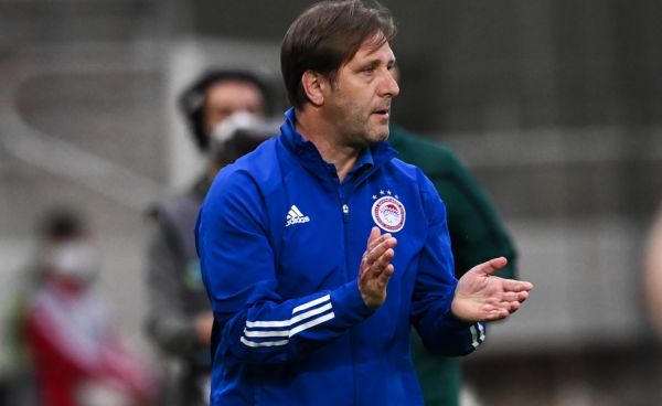 Ολυμπιακός: Καλωσόρισε τη Σχολή στο Ροζάριο ο Μαρτίνς