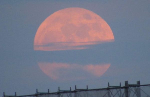 Τα ιδανικά μέρη για να απολαύσετε την σημερινή πανσέληνο