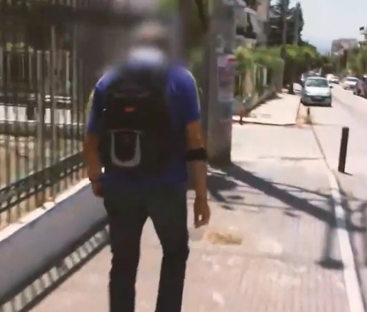 Γλυφάδα: Αμετανόητος & προκλητικός ο καθηγητής – αρνητής του κοροναϊού – Αποχή μαθητών