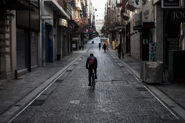 Κοροναϊός: Μειωμένα τα κρούσματα στην Αθήνα, σταθερά ψηλά ο Πειραιάς