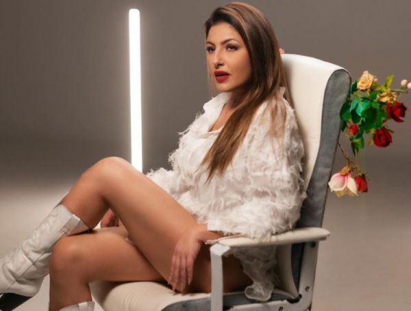 Έλενα Παπαρίζου: «Έπαθα κατάθλιψη και απέκτησα φοβίες»