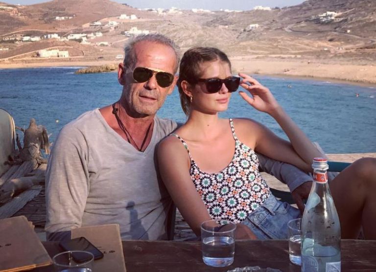 Αμαλία Κωστοπούλου: Ποζάρει στο γυμναστήριο και το Instagram υποκλίνεται