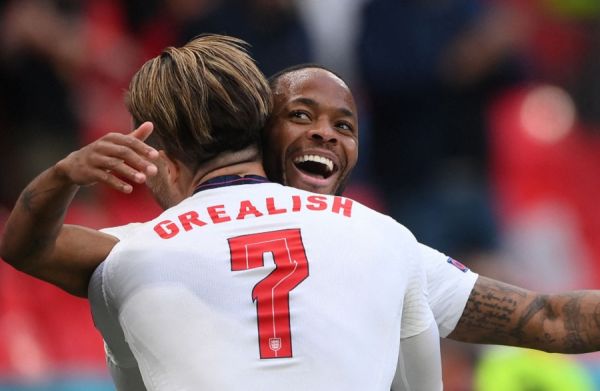 Τσεχία-Αγγλία: Το 1-0 του Στέρλινγκ