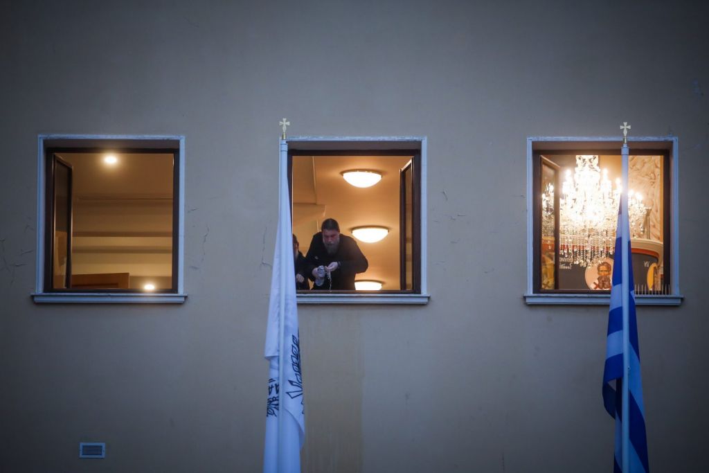Μονή Πετράκη: Διετάχθη ο εγκλεισμός του ιερέα στο Δρομοκαΐτειο