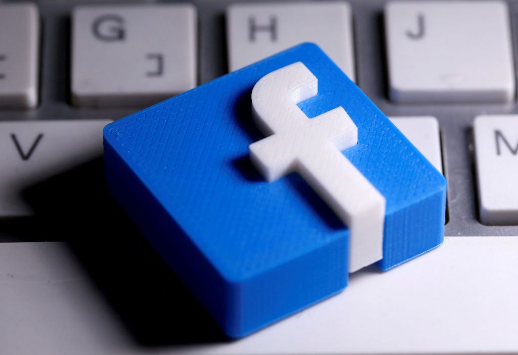 Facebook: Στο κλαμπ των εταιρειών του 1 τρισ. δολαρίων