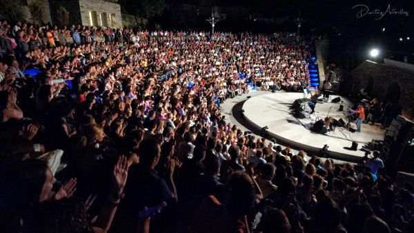 Φεστιβάλ Άνδρου: Αυγουστιάτικο ραντεβού πολιτισμού στο θέατρο της Χώρας